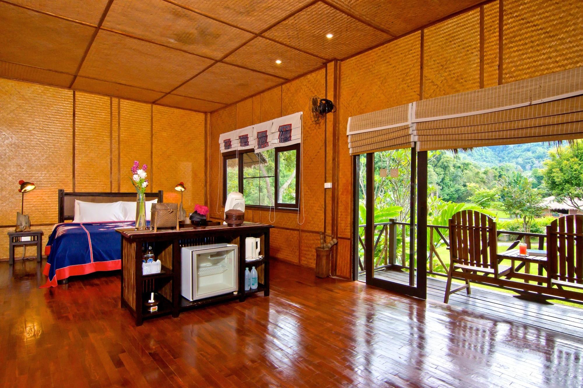מאה רים Hmong Hilltribe Lodge מראה חיצוני תמונה