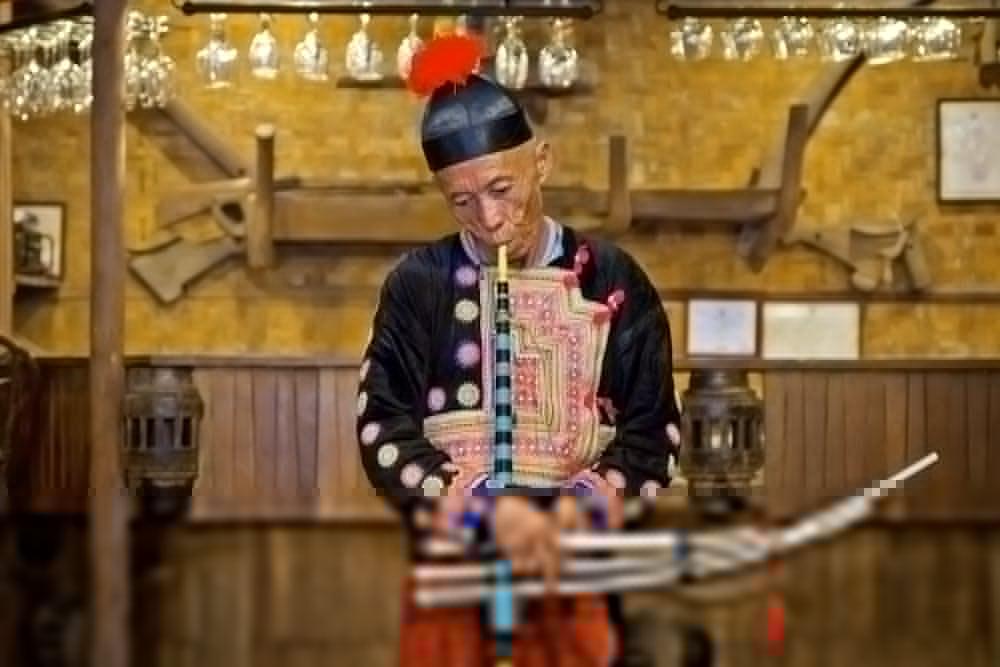 מאה רים Hmong Hilltribe Lodge מראה חיצוני תמונה