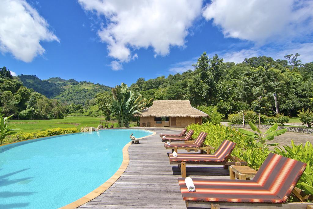 מאה רים Hmong Hilltribe Lodge מראה חיצוני תמונה